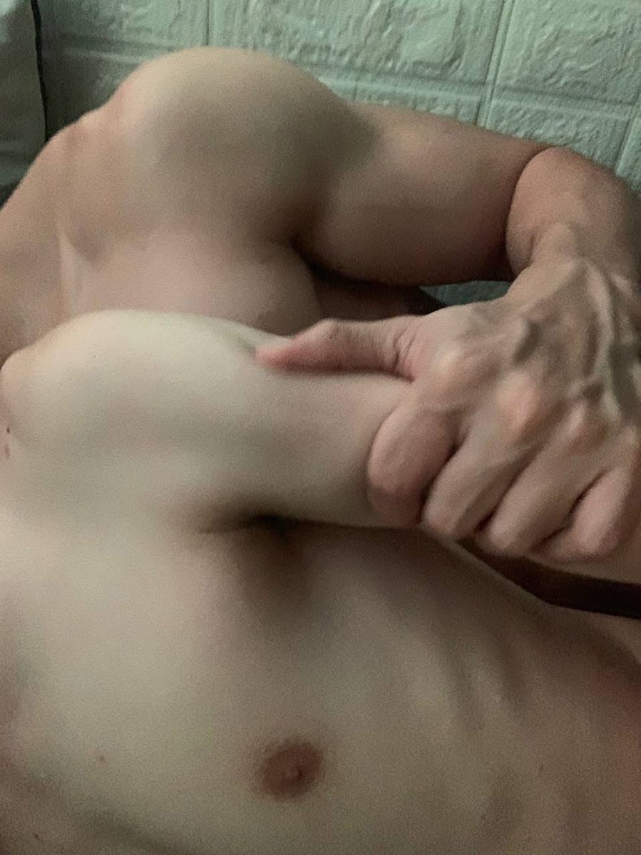 damy (@velvyropy) on Twitter photo 