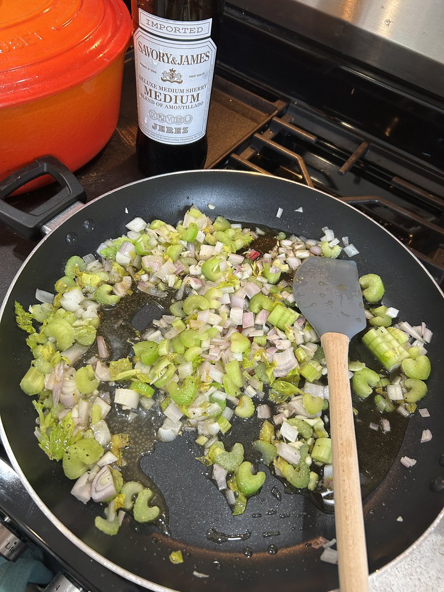 FoodStringer's tweet image. Sherry Meatloaf for this chilly, rainy Sunday!
