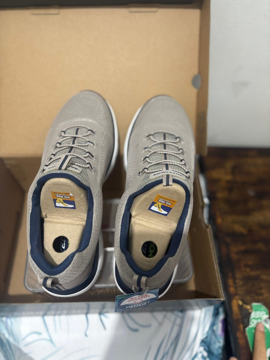 zah_fr's tweet photo. WTS: 

🆕🆕: Skechers Summits Men's Sneakers - Taupe 
size USA 9

belum pernah dipakaii, dijual karena salah sizee

Price : 450k https://t.co/G5dzTaQGuN