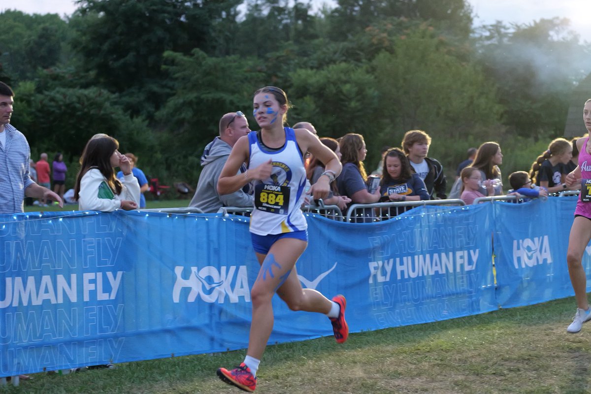 Independen67123's tweet image. Congratulations to the HS Girls team for placing 24th in their division at the Hoka Painesville Riverside Night Invitational. 

Leah Creel lead the team in a 23rd place finish, with a time of 21.37