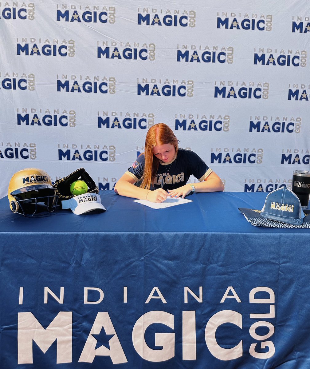 Officially the start of a new season! Super excited to do great things this season and grow more memories with my teammates! <a href="/IMG2010Langston/">Indiana Magic Gold 2010 Langston</a> <a href="/CoachPena_BSU/">Helen Peña</a> <a href="/NCAASoftball/">NCAA Softball</a> <a href="/SoftballRecruit/">Softball Recruit 🥎</a>