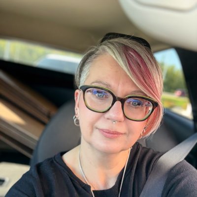 Just Deb Darlin’ tweet media