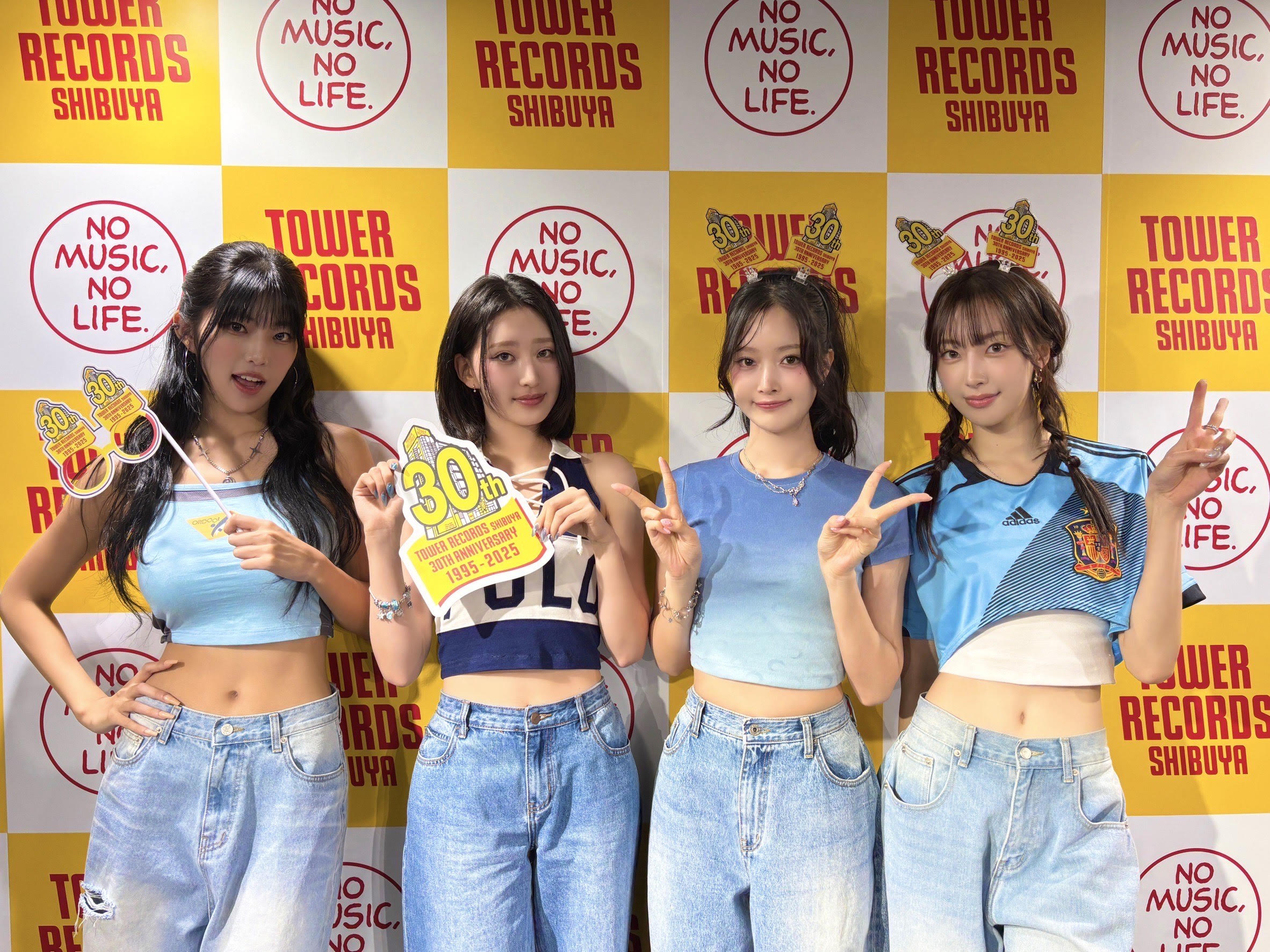 i-dle　タワレコ　渋谷　15枚 i-dle 8th Mini Album『We are』が限定特典付きで2025年6月