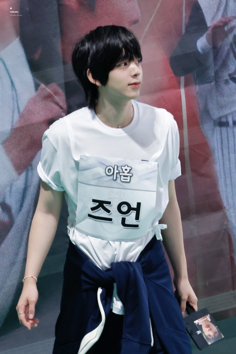 250825 아육대
#즈언 #CHIHEN #簡志恩 #아홉 #AHOF