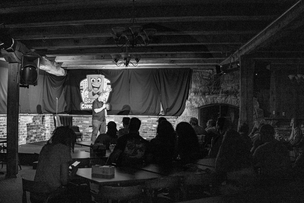 brickyscomedy's tweet photo. Friday Night Mic brought the laughs again ๐ค๐ฅ Huge thanks to the comics who delivered and the crowd who brought the energy. Brickyโs is the place to be on Fridays ๐ #BrickysComedy #FridayNightMic https://t.co/Knn4pJfRAe