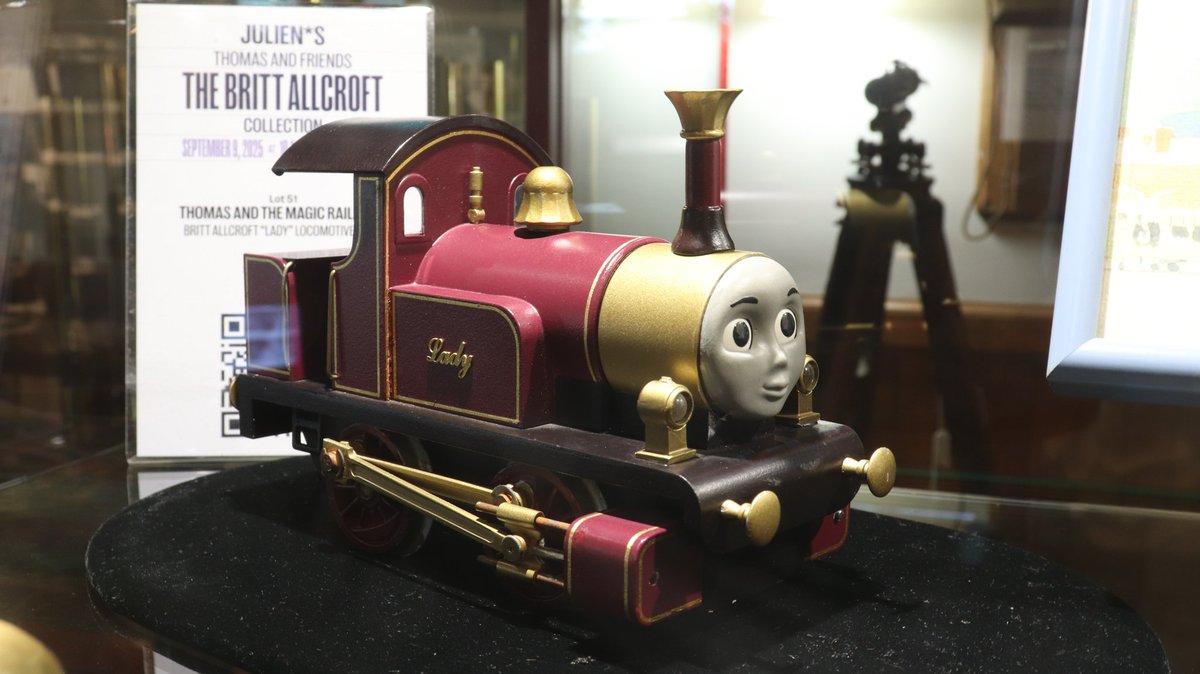 Some of the items from Britt Allcroft's collection from Julien's Auction are currently on public display at the Lomita Railroad Museum in Southern California starting from this weekend until September 12! Admission is free and if you can I highly recommend checking it out! 🧵⬇️