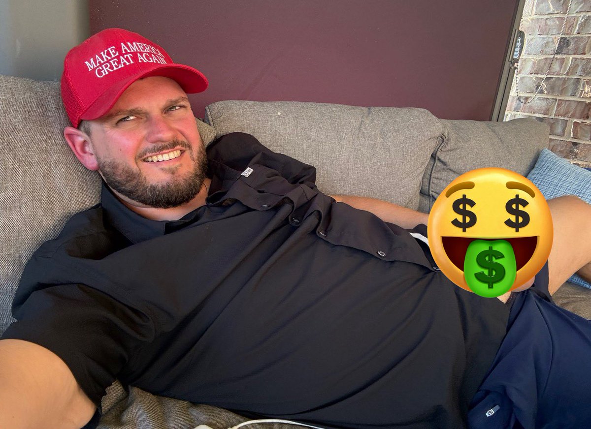 Who’s emptying their fag wallet for dad’s cash cock? 
Who’s my good boy? 
#findom
#master