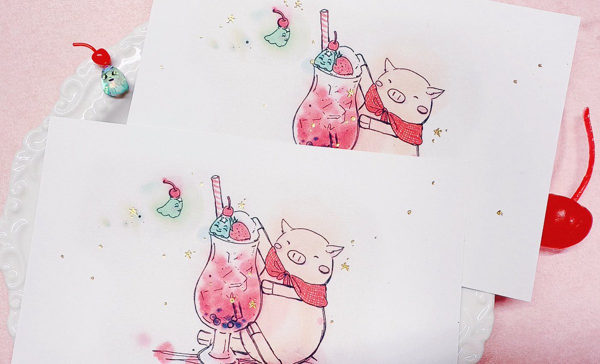 🍓ベリーのクリームソーダを一緒に🍹

カードのキラキラの箔(星や泡)は、1枚ずつ異なるのでお手にとってご覧くださいね🫧早速お迎えいただきありがとうございます🍒¥250
水中庭園さん画

#惑星座 本日15〜19時オープンしています🫧
#タビオトモコラボ