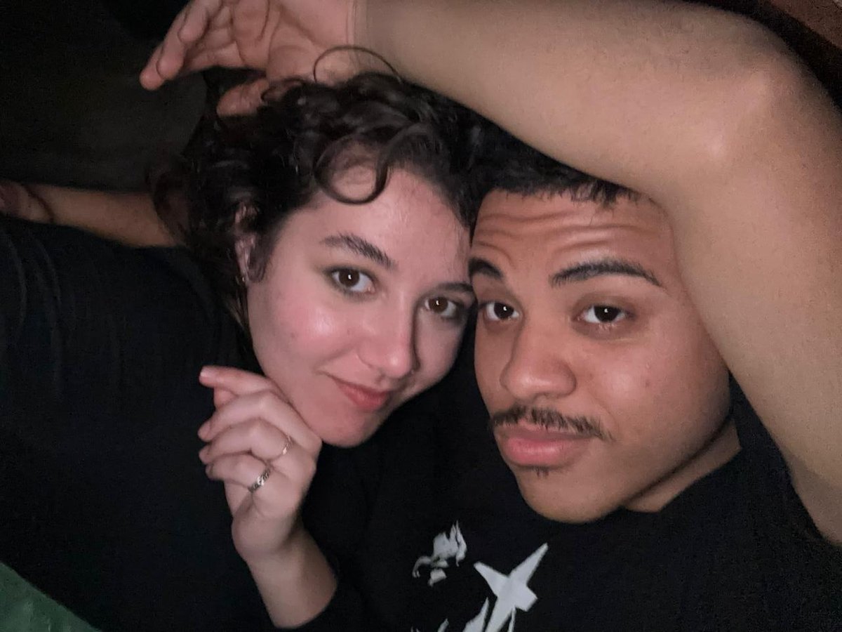 okael___'s tweet photo. Galera tô namorando o amor da minha vida. https://t.co/zBJCBDMhb0