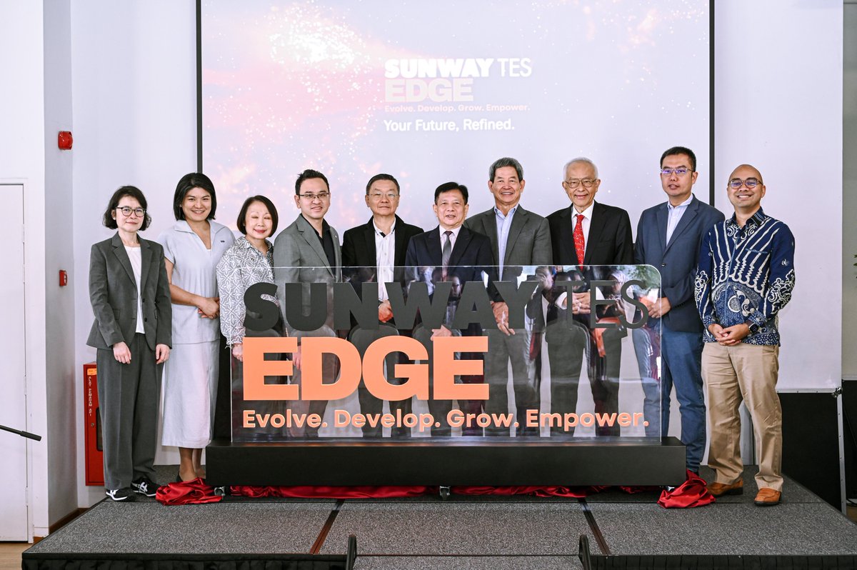 Introducing #SunwayTES Edge!

We’re thrilled to launch our latest initiative designed to give our students the literal edge in the financial world by empowering them to be a professional before they graduate.