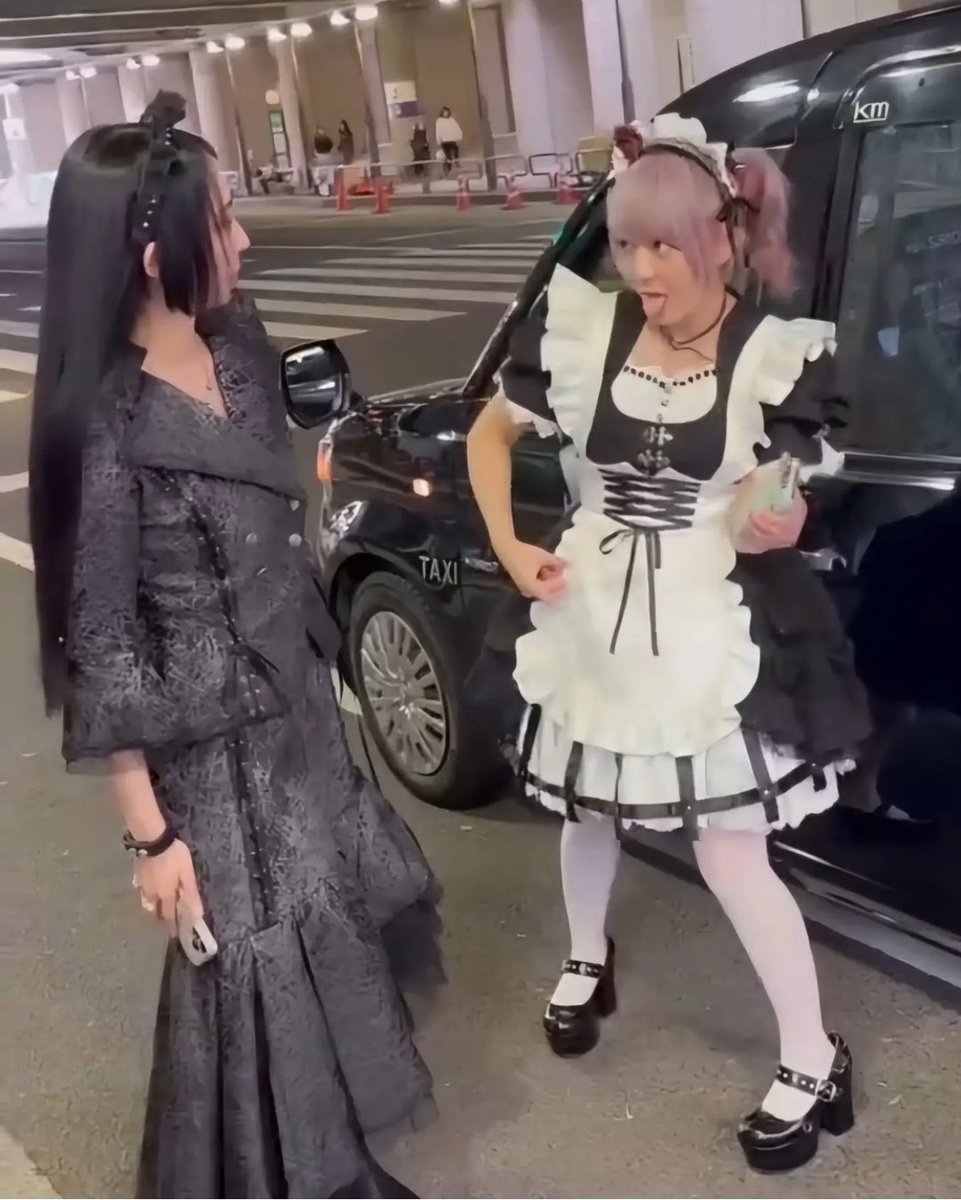 MisaMaidChuck1's tweet photo. Happy Miku Monday Po!!!  #bandmaid @miku_bandmaid #Cluppo #MOEMOE #KYUNKYUN #RockInMe #BrightestStar #LilCumin #Sayonakidori #BigDad #Zemaitis #FlappyPigeon #PeaceandLove #WithYou #Kuruppo 🥰🥰🕊️🕊️🎤🎼🎸🐎❤️❤️💞💞☮️❤️‍🔥 We love you MIKU Po!!! https://t.co/NzlSCxqbQc