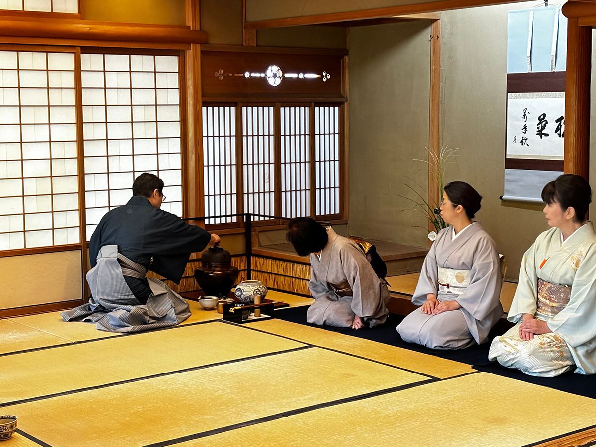 🍵参加者募集中

平成10年9月に開館した小倉城庭園では、開館記念として毎年9月に市民の皆様に茶道文化に親しんでいただくための茶会を開催しております。ただいま、参加者を募集中。どなたでもお気軽にご参加いただけます。

「開館27周年記念市民茶会」 
kokura-castle.jp/teacelemony_27…