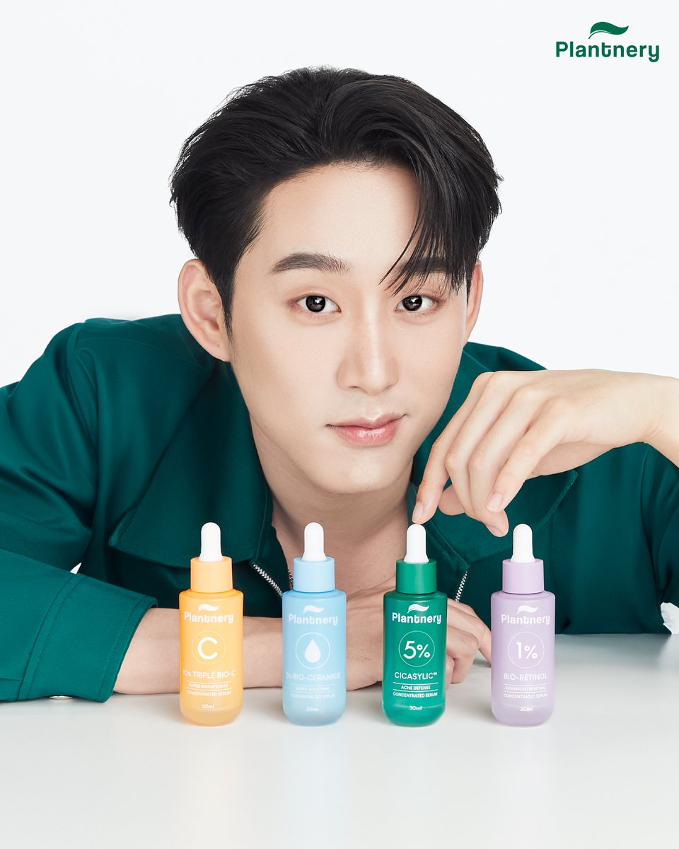 เปิดตัวแล้ว !! พรีเซนเตอร์คนล่าสุดของ Plantnery "เอส ศุภ" 💚 ที่เป็นตัวแทนของคนที่ใส่ใจการดูแลผิวและเชื่อว่าทุกคนควรเข้าถึงผิวที่ดี และแข็งแรงในแบบของตัวเอง ไม่ว่าจะเจอปัญหาผิวแบบไหนเซรั่ม 4 สูตรใหม่บูสต์ผิวดีทั้งระบบก็เอาอยู่

🌱 เซรั่ม Cicasylic ผิวใส คุมมัน ไม่วนลูปสิว
💧