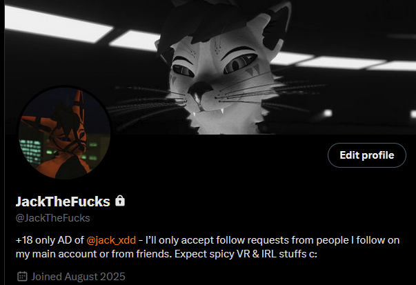 JackTheFoxowo tweet media