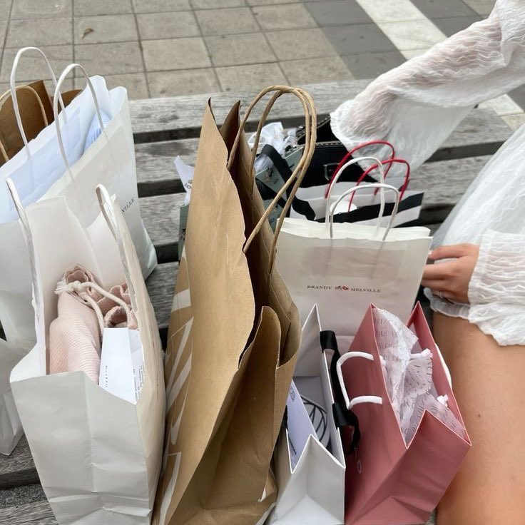 ladyarabellee's tweet image. Let’s Go Shopping Together! 🛍️

𝜗𝜚 An interactive thread 𝜗𝜚