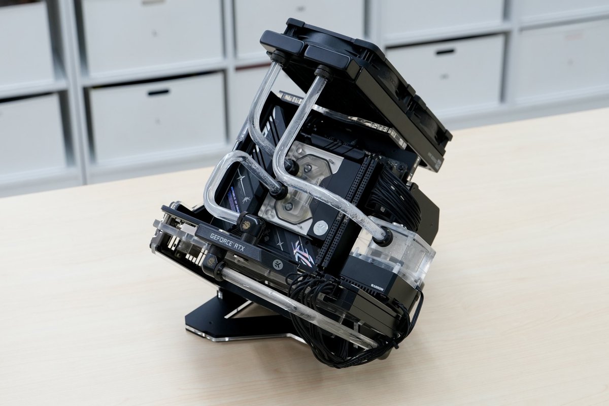 GreyGhostCCC👻 tweet media