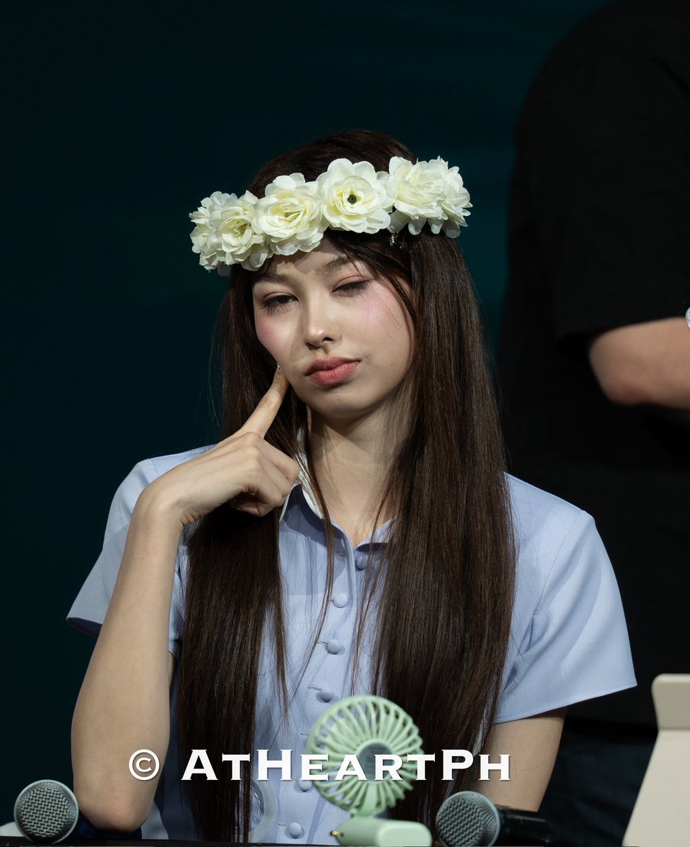 Atheart_X's tweet image. (앳하트) Atheart 미지 Mich 
#AtHeart 
#plotwist