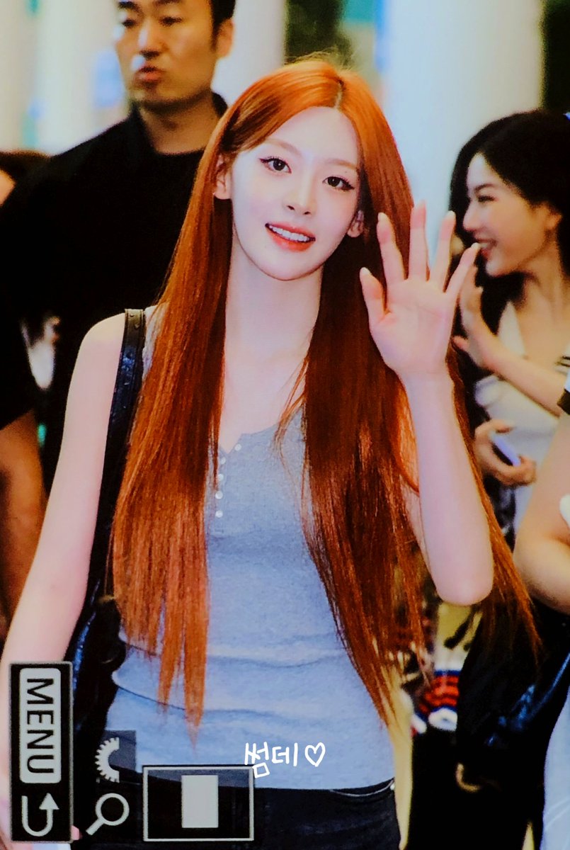 250825 preview

#스테이씨 #STAYC #세은 #SEEUN