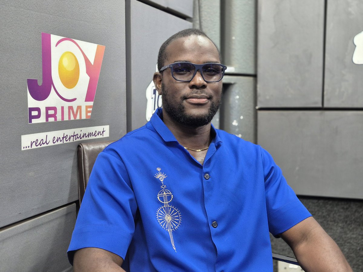 Hitz 103.9 FM (@hitz1039fm) on Twitter photo Your favourite actor <a href="/MelvinDain/">Melvin Dain</a> is seated with <a href="/DoreenAvio/">Doreen Avio</a> and <a href="/Kwamedadziegh/">Kwame Dadzie</a>
#DaybreakHitz Your favourite actor <a href="/MelvinDain/">Melvin Dain</a> is seated with <a href="/DoreenAvio/">Doreen Avio</a> and <a href="/Kwamedadziegh/">Kwame Dadzie</a>
#DaybreakHitz