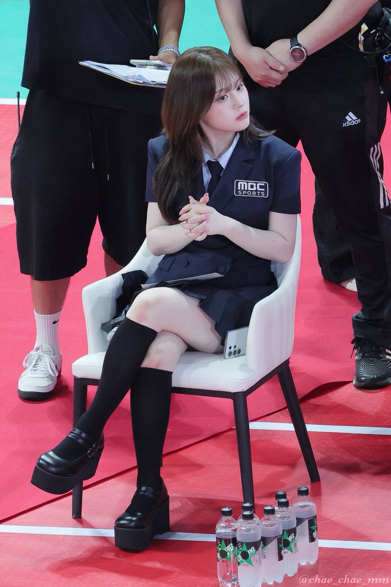 MC CHAEHYUN OMG SO COOL
