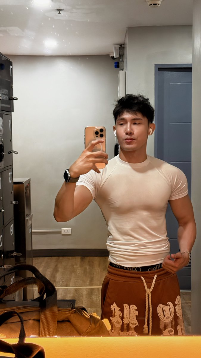 🤳