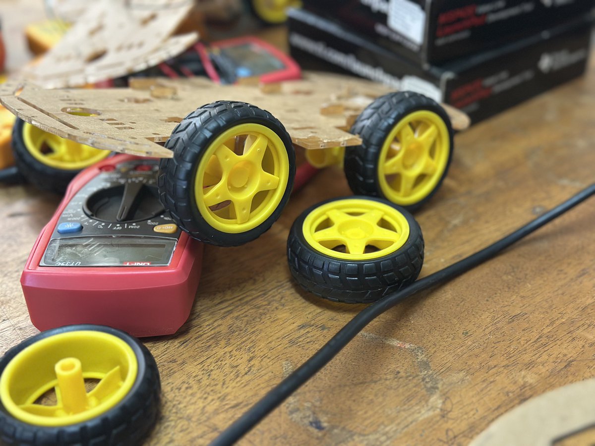 CamtechUganda's tweet image. Kicking off Day 1 of the Kids Robotics Program! @camtechr4k 🤖 The excitement, curiosity &amp;amp; bright ideas filled the room…the future innovators are already in action!  #CAMTechUganda #RoboticsProgram #FutureInnovators