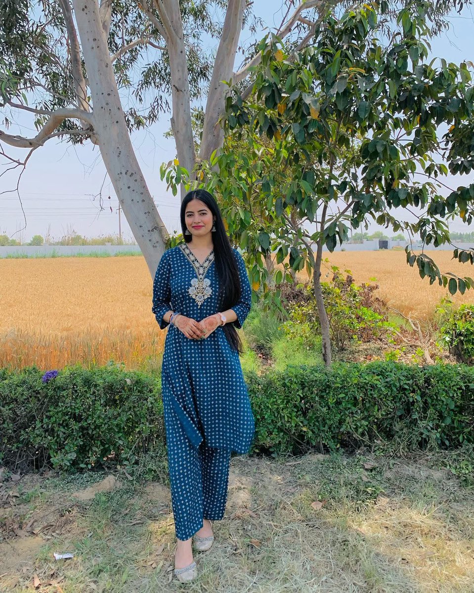 दिल्ली यूनिवर्सिटी में अध्यक्ष पद के लिए इस बार राजस्थान की बेटी <a href="/JoslynChoudhary/">Joslyn Nandita Choudhary🇮🇳</a>  चुनाव लड़ने की तैयारी में .... ,बहन को बधाई एवं जीत की अग्रिम शुभकामनाएं..!
I Support #JoslynChoudhary
#UniversityOfDelhi <a href="/varunchoudhary2/">Varun Choudhary</a>