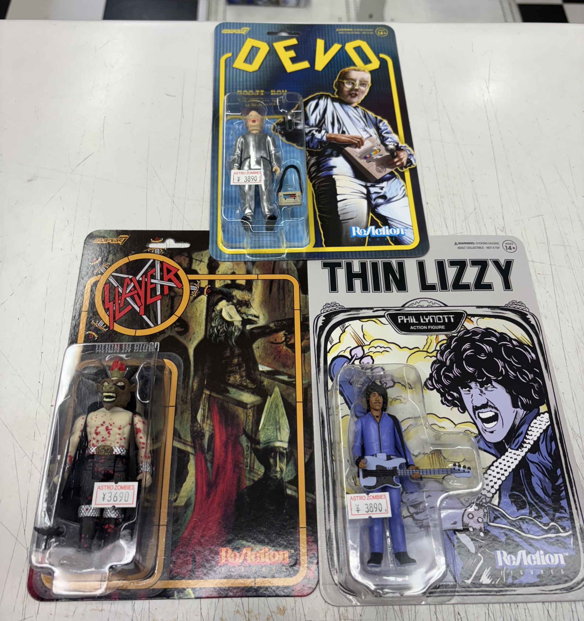 FLAT BUSH ZOMBIES アクションフィギュア 3体セット FLAT BUSH ZOMBIES アクションフィギュア 3体セット FLAT BUSH
