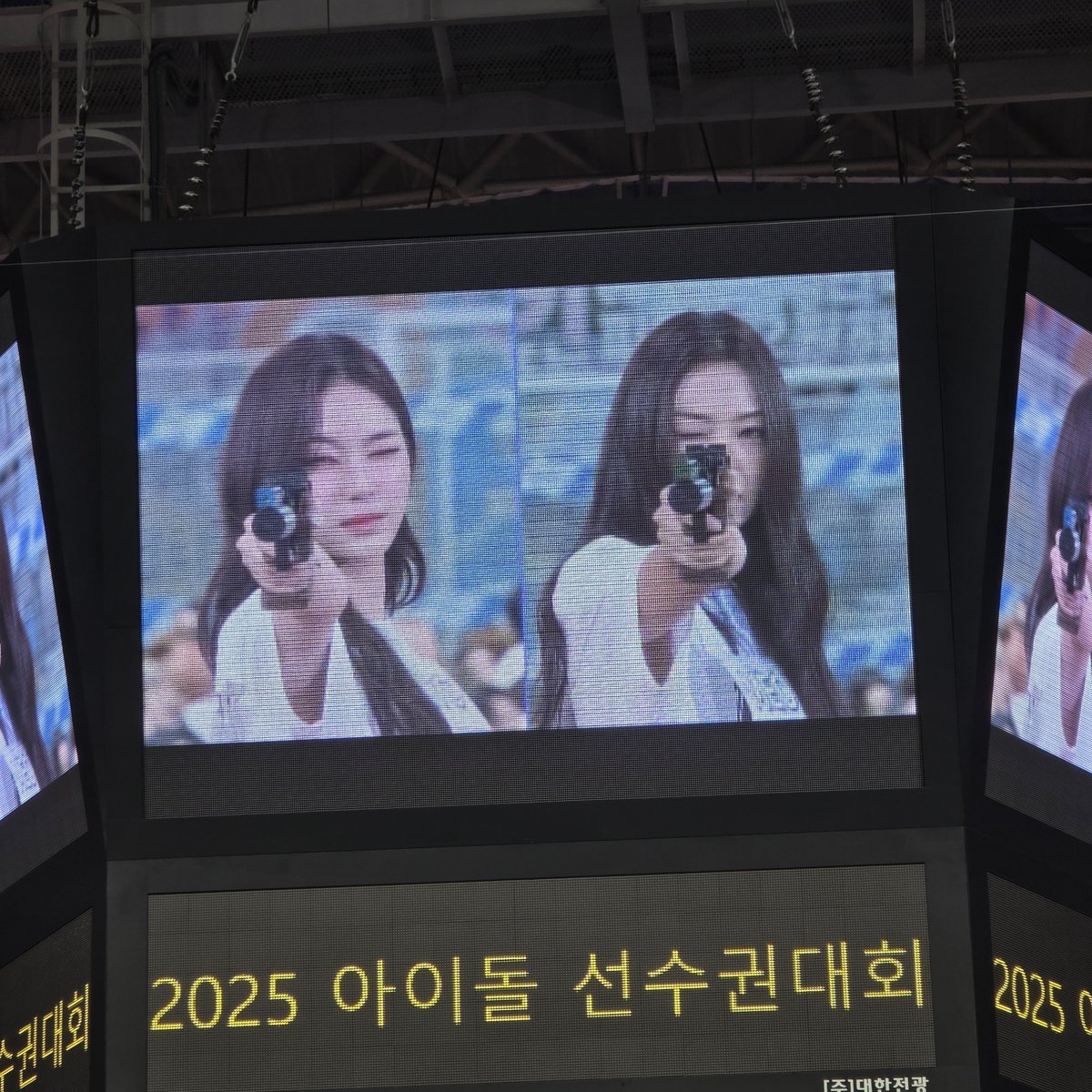 초코 tweet media