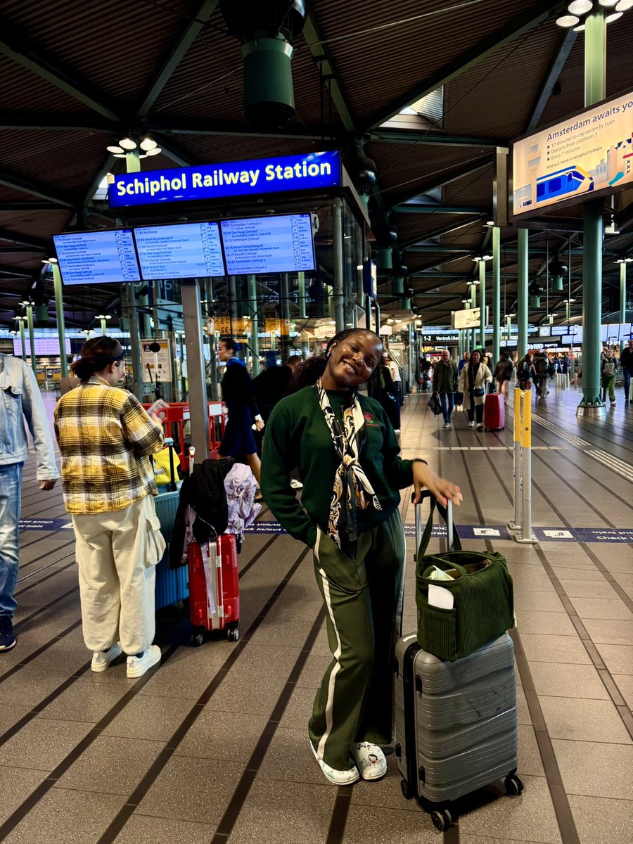 IkegahRuth's tweet image. I’m in Amsterdam this week for Open Source Summit Europe! I’m also doing an amazing panel with superstars Dawn Foster, Stephen Walli, and Leslie Hawthorn , we will be discussing different strategies and challenges on educating the next generation of new contributors. 

I spend a…