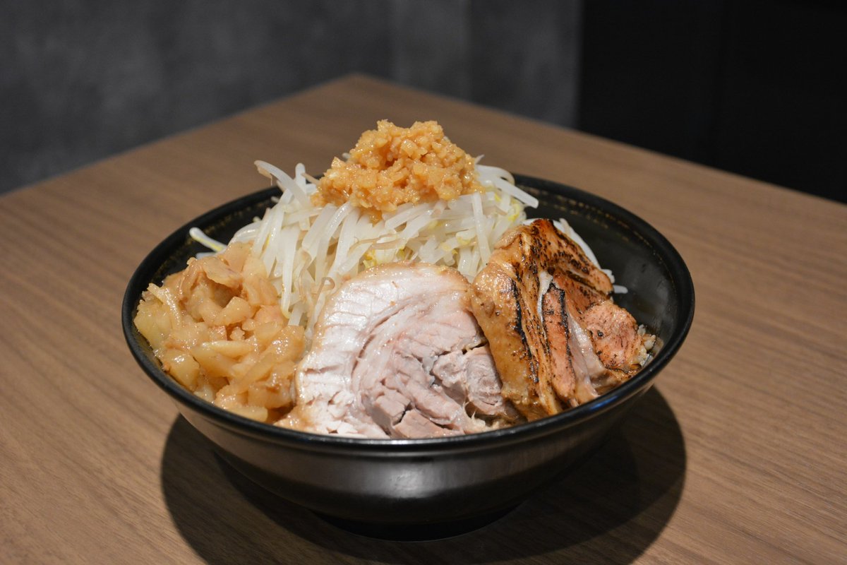 肉太郎 藤枝店】毎週火曜日限定 二郎系専門店 藤枝JIRO 毎週食べたくなる中