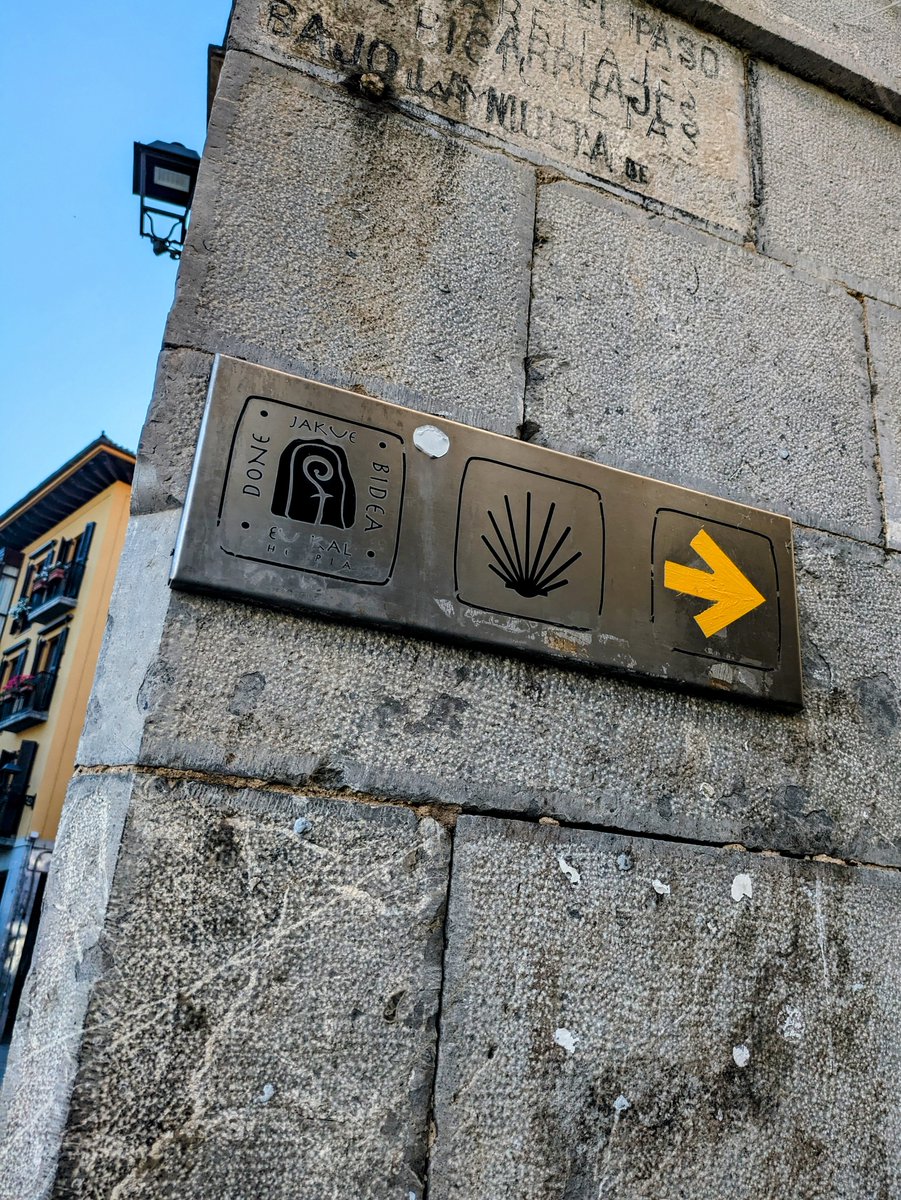 🚶‍♀️🌊The Camino de Santiago Coastal Route

This is a unique way to see the spectacular Basque coastline on foot or by bicycle, discovering charming towns, unspoilt beaches, cliffs and our fine food.

🗺️ Discover the route 👉 ow.ly/6PZV50WHHrB