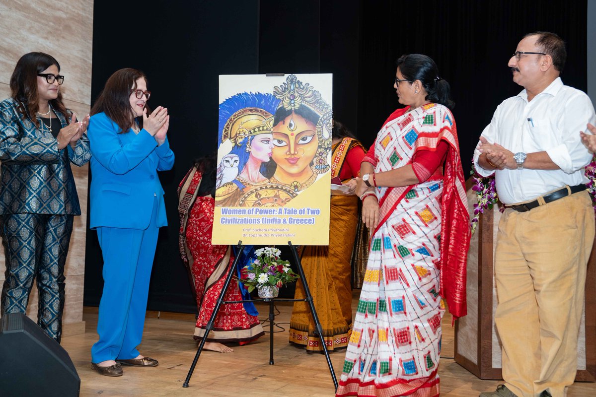 PravatiPOdisha's tweet photo. I had the privilege of attending the book launch of “Women of Power: A Tale of Two Civilizations (India & Greece)”, authored by Prof. Sucheta Priyabadini and Dr. Lopamudra Priyadarshini, at Rama Devi Women’s University. The book is a significant contribution highlighting the shared cultural heritage and the enduring role of women in shaping civilizations. @lopa3k