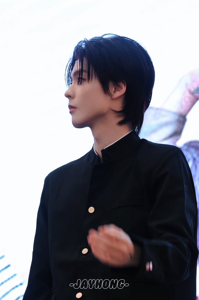 250817
예쁘다…

#POW #파우 #HONG #홍