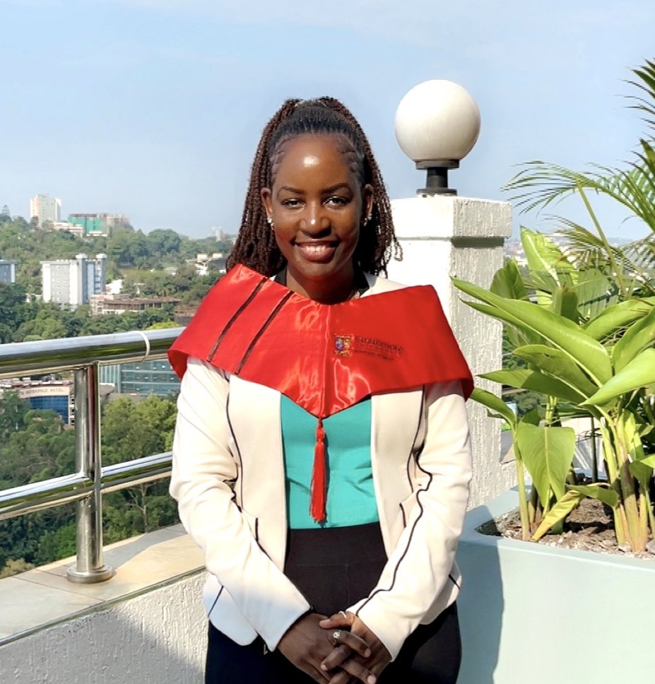 CodinginHeelsug's tweet image. I had the privilege of joining an Executive Business Management class at @StrathU. 
It’s no longer about giving direction but navigating complexity: leading multi-generational teams, adapting to hybrid work models even preparing for the reality of humans & robots working together