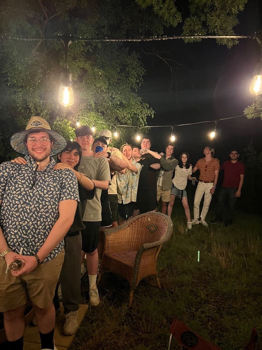 Daily GroupChat tweet media