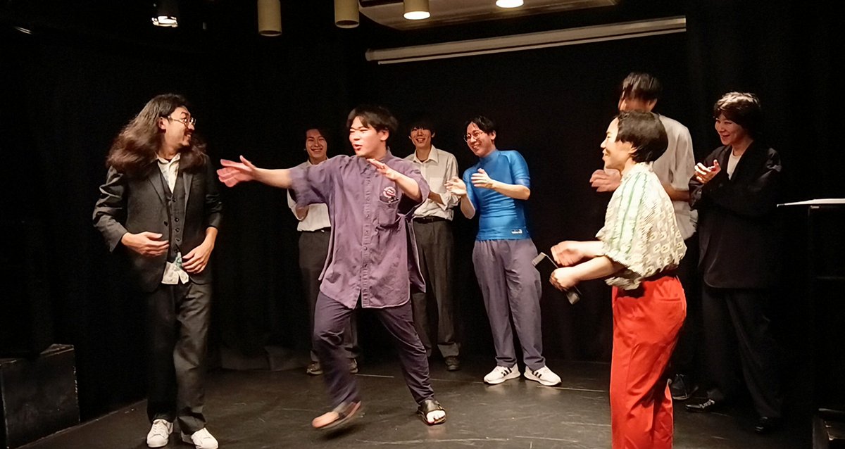 UandC_Enta's tweet photo. 👑プロへの道のり vol.12 結果🎊
１位 Big・町田・ban、中原宇宙

初出演の日本大学生物資源科学部落語研究会のBig・町田・banさんが優勝✨👏
中原宇宙さんは他のメンバーから裏切られ、ピンで出演したそうです笑
今回から観覧無料になりましたので、是非お気軽にご来場ください！
次回10月開催❗ https://t.co/Gv2e7GuDbl