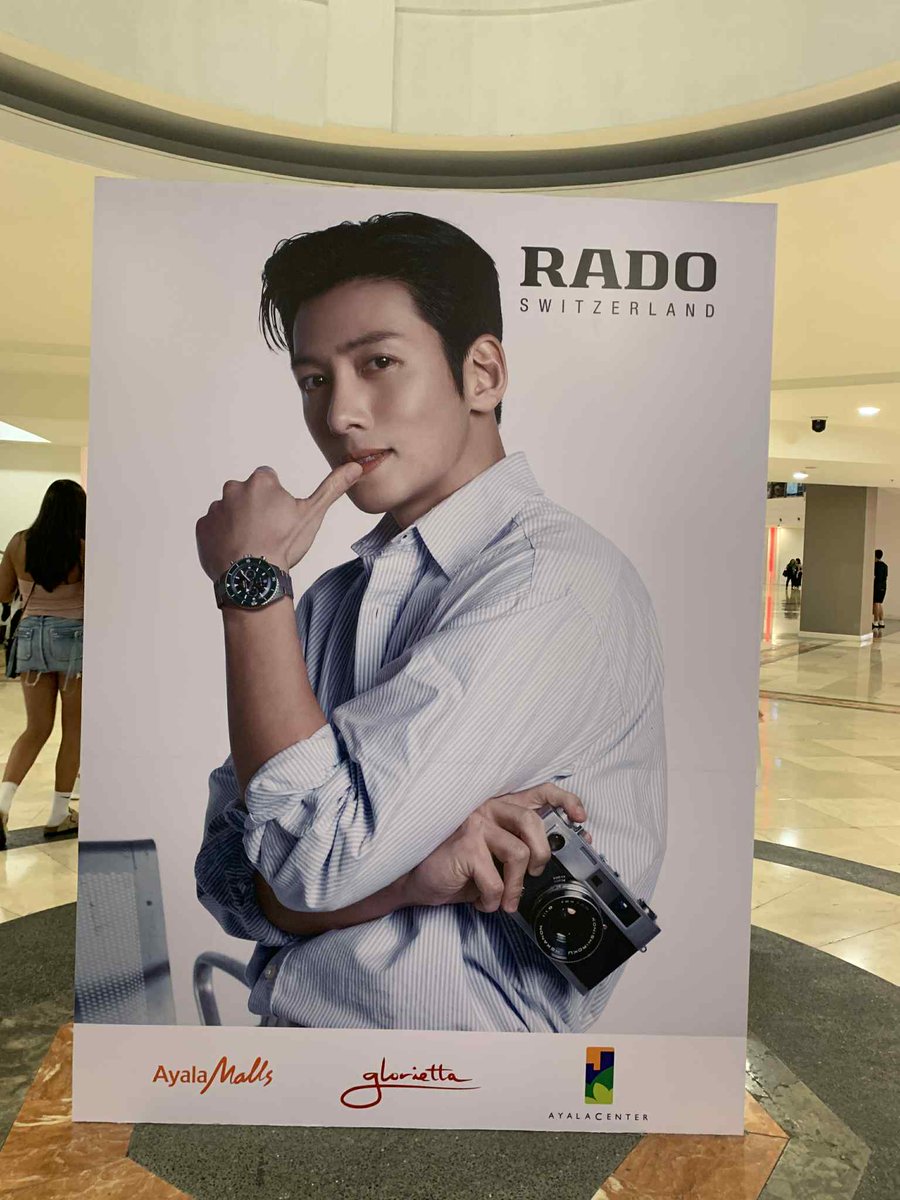 [FANTAKEN]

Walking through Glorietta 4 just got more magical ✨

Ji Chang Wook graces the halls with his RADO charm. A timeless face for a timeless brand ⌚

#RADO #RadoPH
#JiChangWook #지창욱