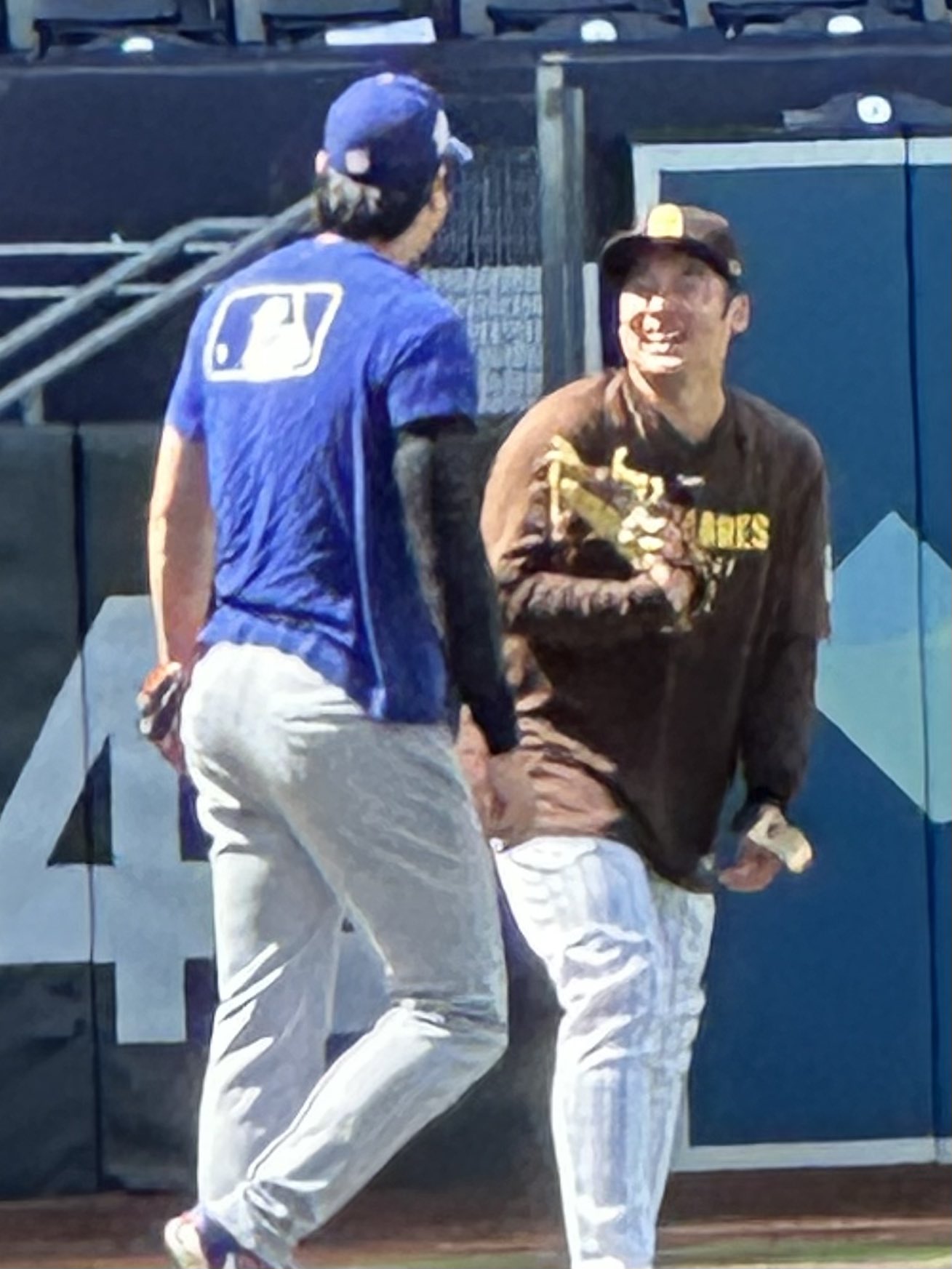 ドジャース　パドレス　ペナント Enjoy Dodger Blue in Tokyo, at the DODGERS EXPERIENCE