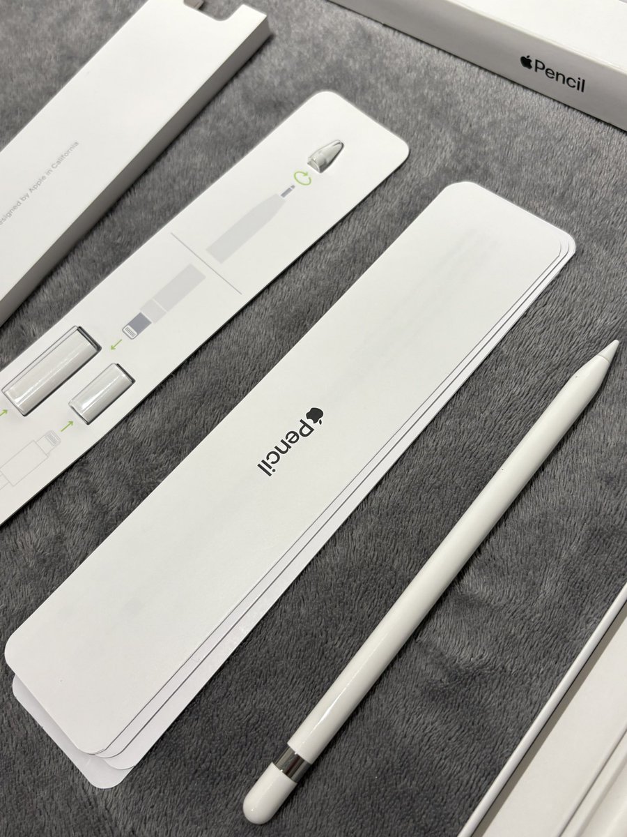 pianelody's tweet image. wts lfb ph apple pencil gen 1 generation 1

🏷️ 4,500 - last price: 4,300
📂 with inclusions (pen tip, type c and old connector)
📦 apple pencil packaging

pay at meet up only (around bacoor cavite or moa)

rfs: need additional for grad fee 😭 pagraduate niyo po ako...

reply inch