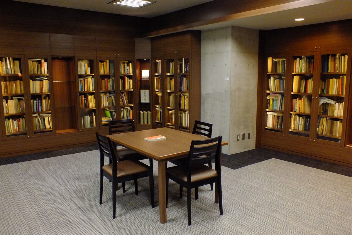 8/25(月) #ステらん は #エフエム山陰 から

島根県松江市・中村元記念館で開催中
『戦後80年 中村元博士の戦争・平和』について。
<a href="/kinennkann/">中村元記念館【公式】</a> 

戦後80年を迎えた今、中村元博士の展示を通して戦争や平和について考えてみませんか。

放送は14:40〜
radiko.jp/share/?t=20250… #radiko #シェアラジコ