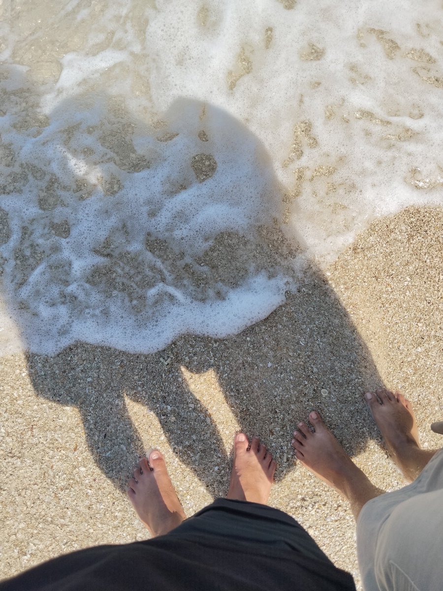 Rindyeka3's tweet image. sea🌊