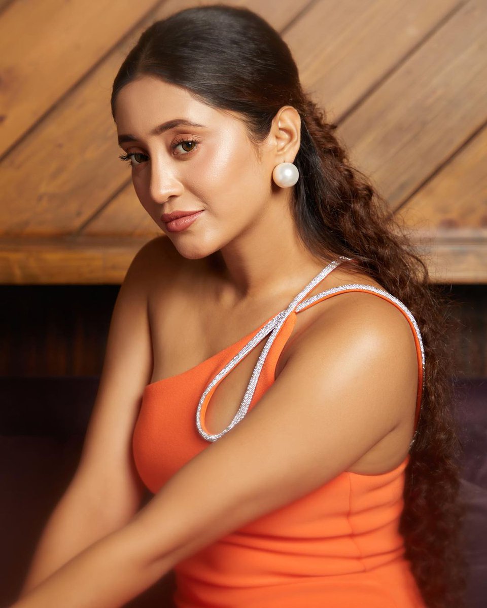 FunPlanet365's tweet photo. #ShivangiJoshi
Cute Cuter Cutest https://t.co/S4GL2a4Uk2