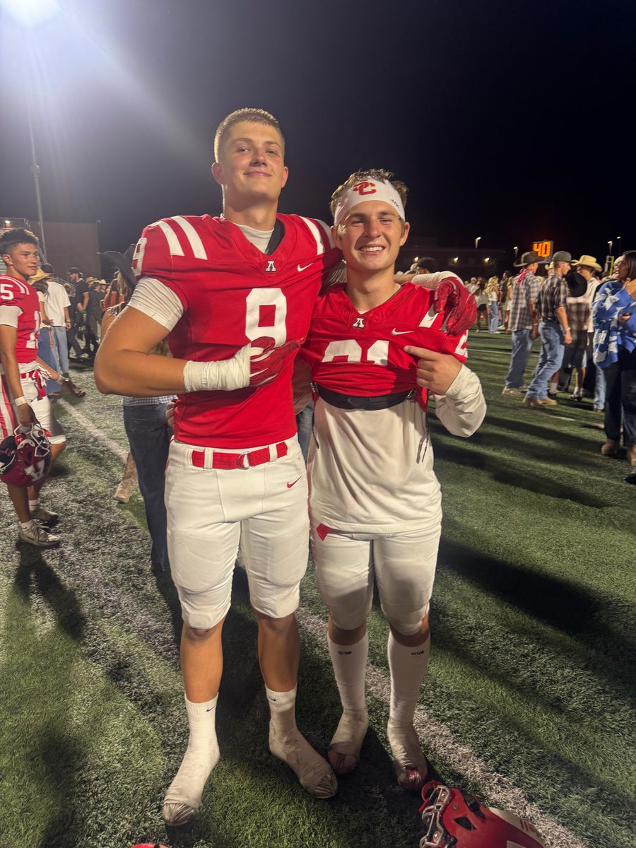 dysonrichards26's tweet photo. Highlights from Timpview @ AF game... big 48-25 team win with my brothers on Friday night! 

Caught a couple balls and got my first TD of the season! Been working on that violence in the blocking game too!

@Andy_Pham1 @BlairAngulo @PGregorian @JReyes_NP @UteZone @RossApoWR_EZ @247Sports @Rivals @utahpreprag @26drich @Nolson5 @PrepUtah @NolanNielsen2 @BIGHUNS @nsrnow @IndianaNsr @AustinSchaffer2 @KyleMorgan_XOS @Jessandnate2011 @5StarScouting @BrandonHuffman @cavemanfootball