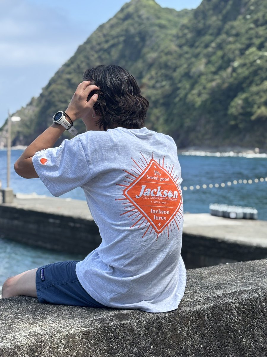 爆イケTシャツ！！
顔隠してるときが1番男前な件。