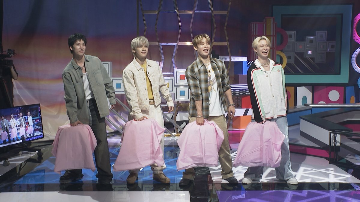 JO1、サバイバルゲーム開戦💥

新冠番組「JO1のSURVIVAL DICE」
9月25日～Leminoにて独占配信開始
mdpr.jp/news/4632507

同番組はメンバーの顔が貼られたダイスを転がし、自分の顔が出たメンバーが過酷なミッションにチャレンジ。成功すれば生き残り、失敗したら即退場のサバイバルゲーム。

#JO1