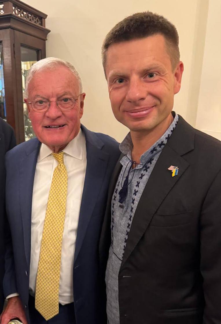 Oleksiy Goncharenko (@goncharenkoua) on Twitter photo Met with <a href="/generalkellogg/">Keith Kellogg</a> , Assistant to the President of the United States and Special Presidential Envoy for Ukraine, during the Independence Day reception at the US Embassy.
We discussed peace efforts and America’s unwavering support for Ukraine.
Grateful to our American Met with <a href="/generalkellogg/">Keith Kellogg</a> , Assistant to the President of the United States and Special Presidential Envoy for Ukraine, during the Independence Day reception at the US Embassy.
We discussed peace efforts and America’s unwavering support for Ukraine.
Grateful to our American