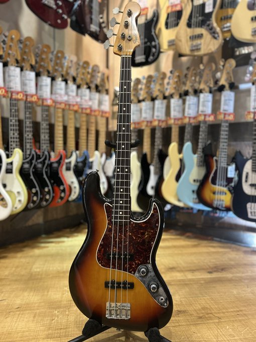 PJ-115WAL Japan ベース Fender