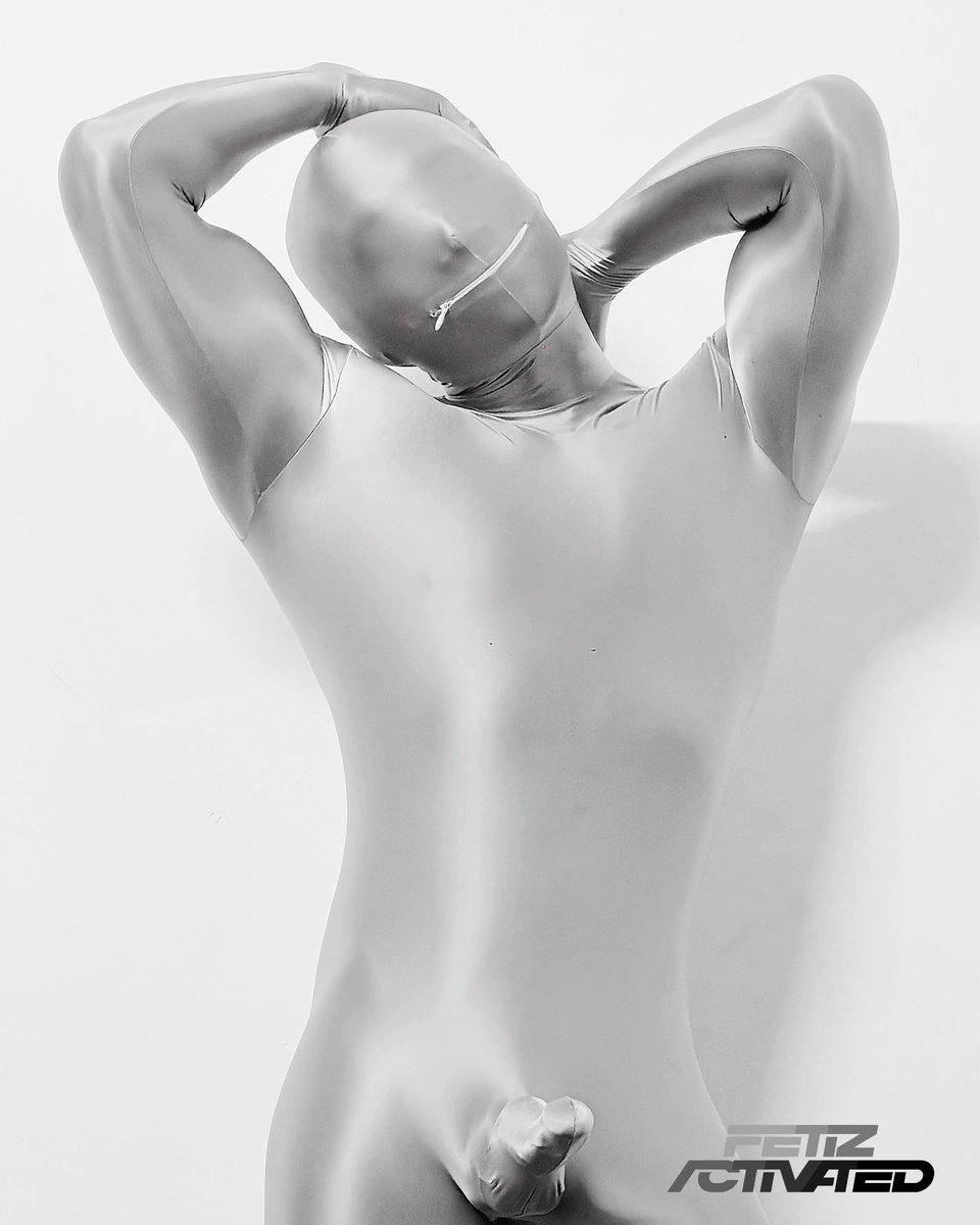 Head back. Arms bound in tension. Cock straining through rubber. I’m not just wearing fetish—I am fetish." 🥵🖤✨
#RubberEcstasy #EncasedObedience #FetishAddict #RubberDom #KinkInControl #zentaifetish