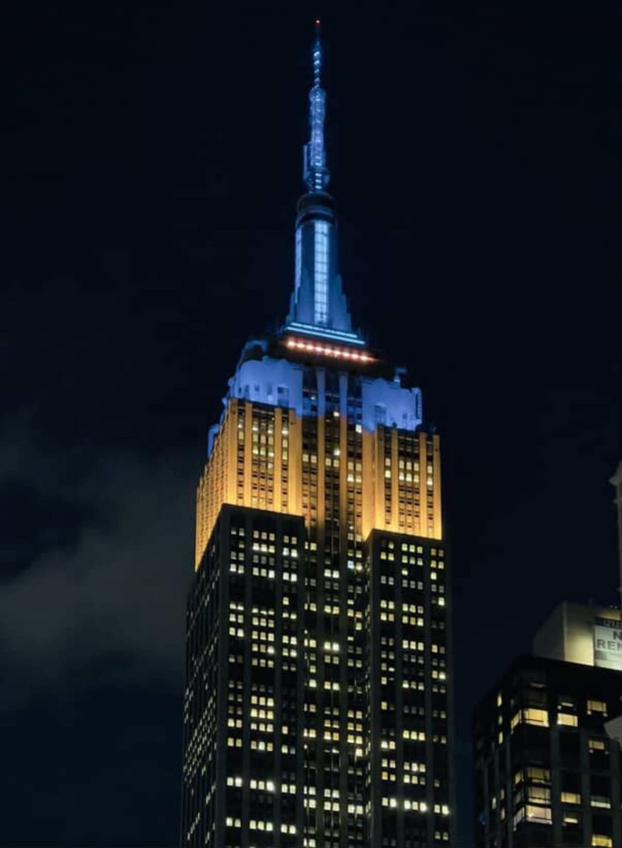 🇺🇦Empire State Building 🇺🇦tonight - just beautiful!👍👏
